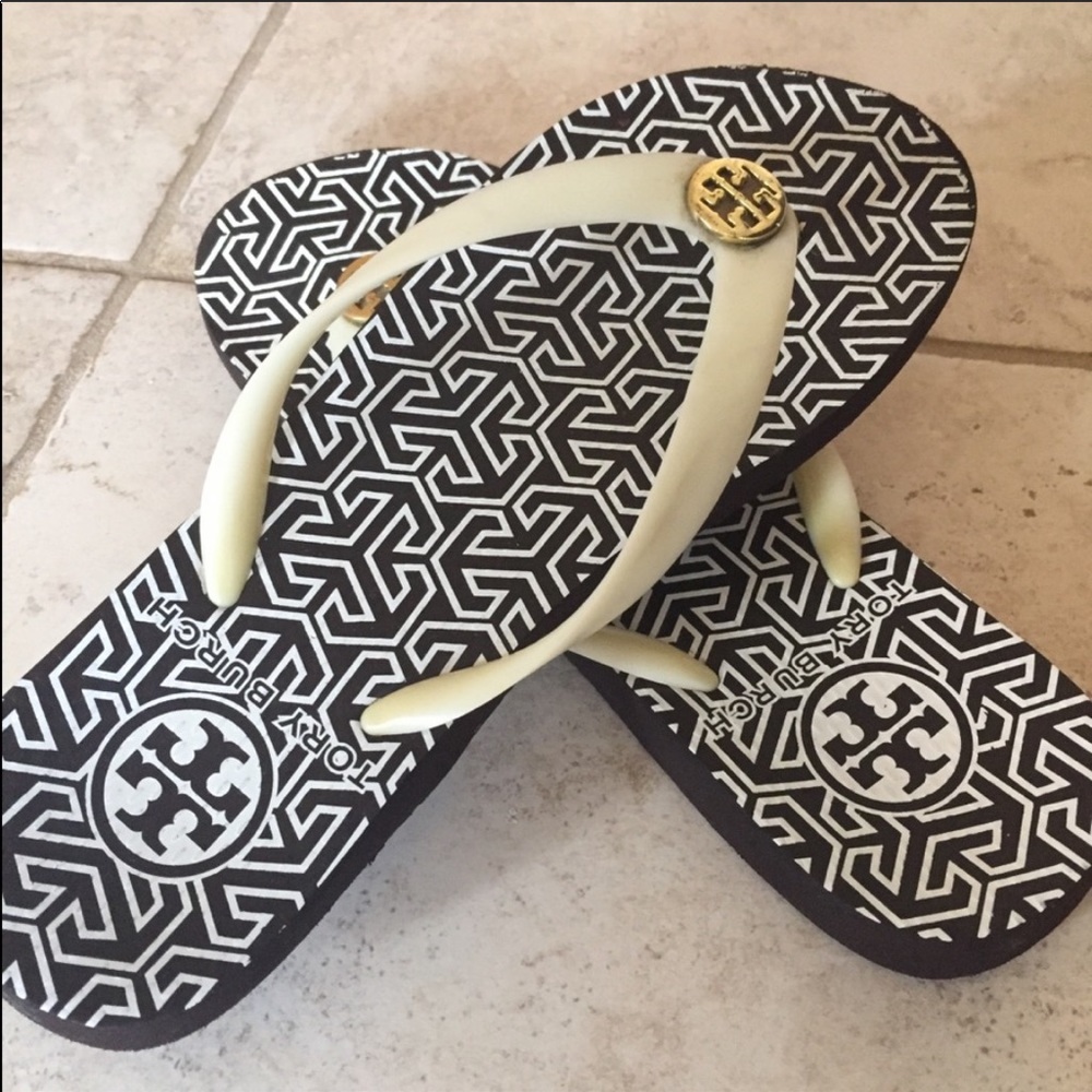 Tory Burch Flip Flops - Sandals